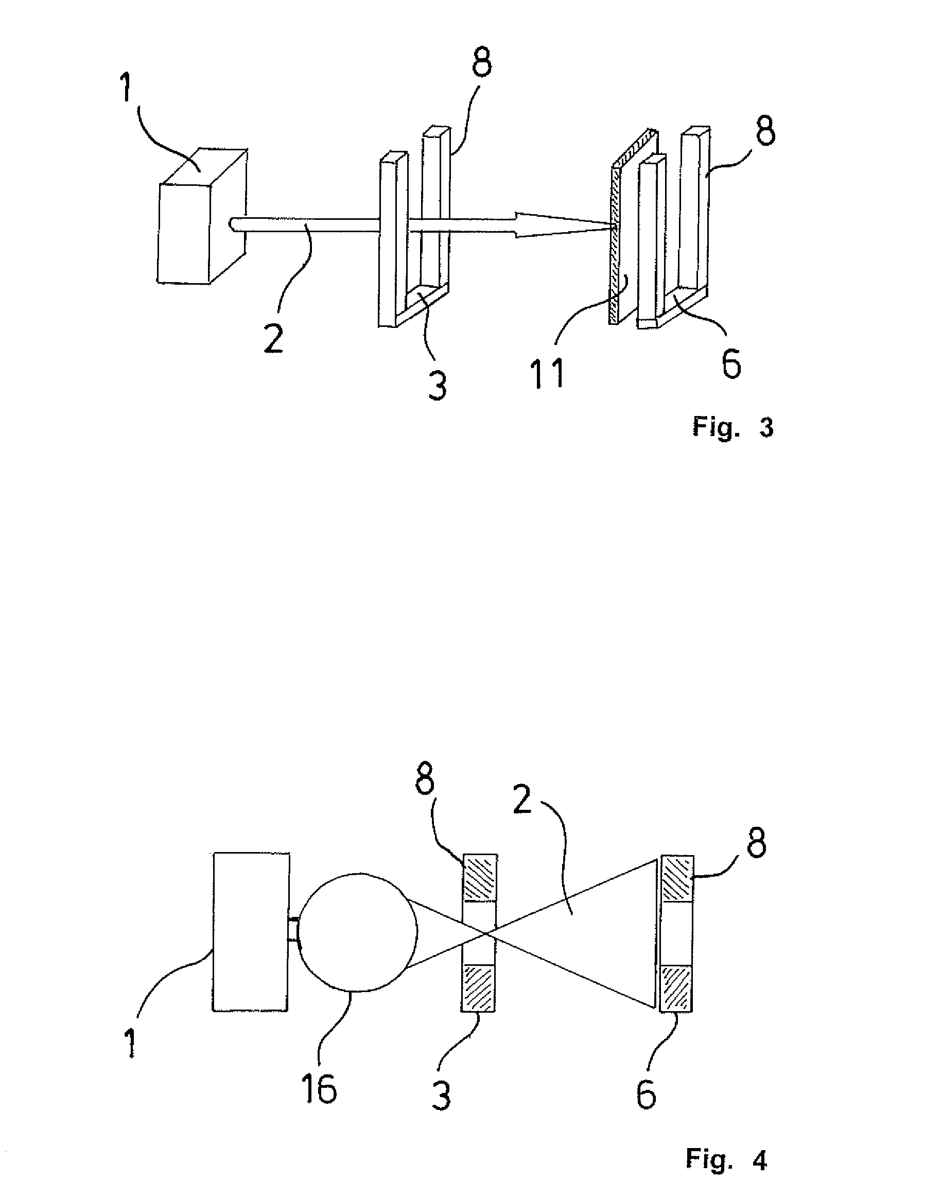 Method and gas sensor for performing quartz-enhanced photoacoustic spectroscopy