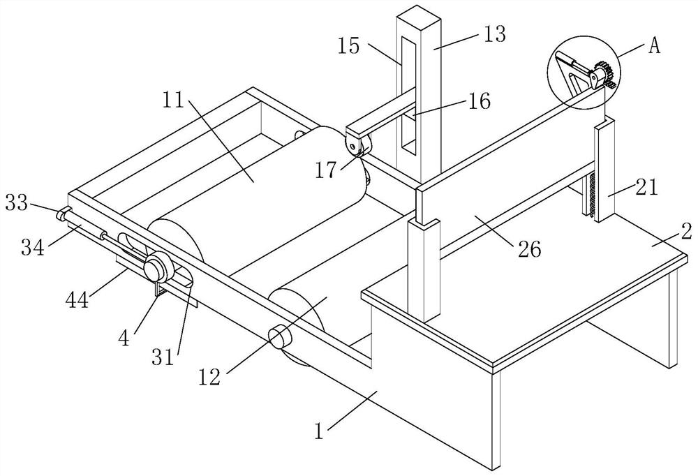 Efficient rolling machine for garment accessories