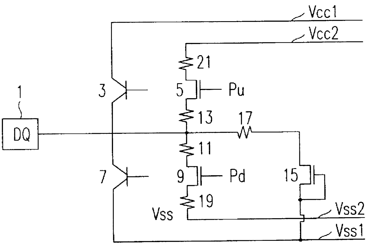 Electrostatic protection circuit in a semiconductor device