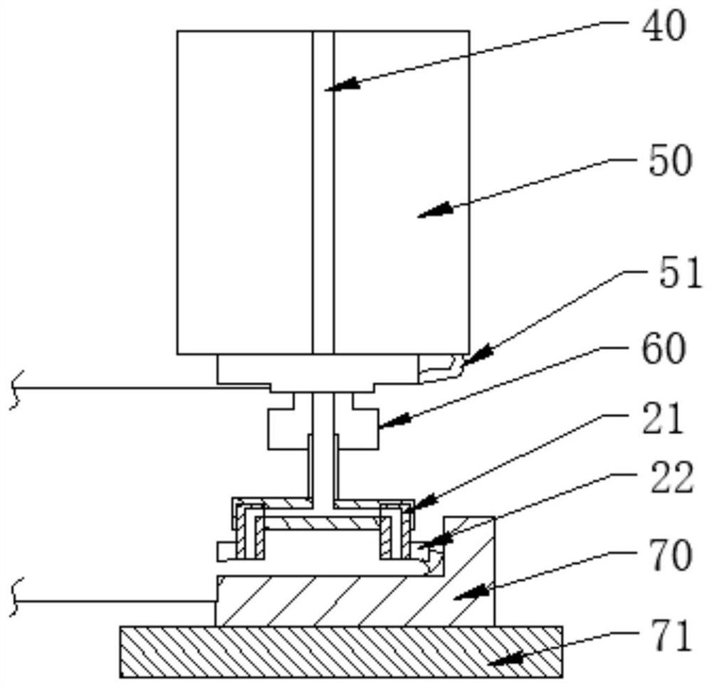 Quick-detachable back chipping device and back chipping equipment for electric arc micro-explosion machining of SiC/Al material