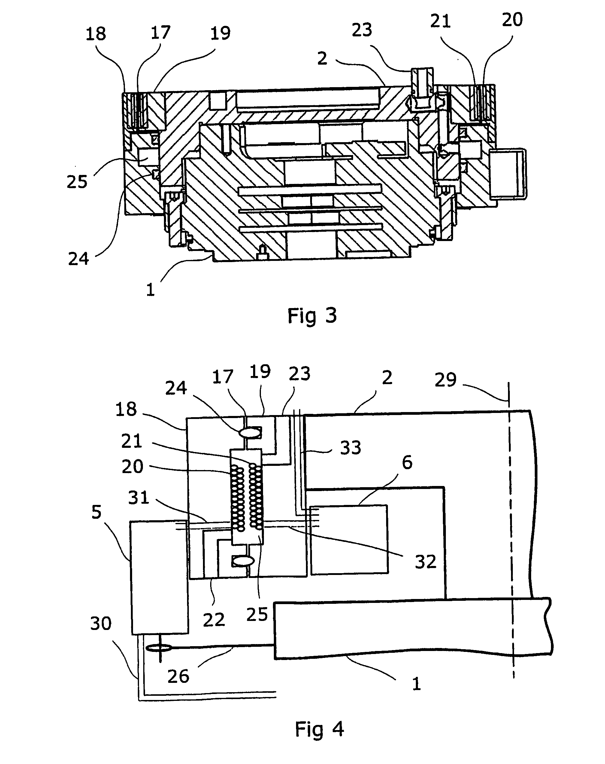 Transmission Of Power Supply For Robot Applications Between A First Member And A Second Member Arranged Rotatable Relative To One Another