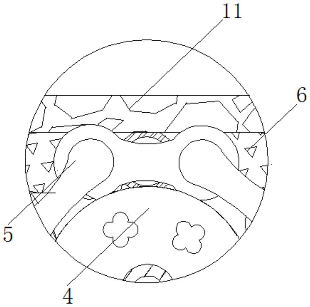 A protection device for the sawtooth of an agricultural land tiller