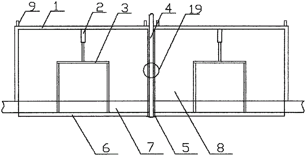 Cage device convenient for enabling chicken flocks to go out of cage and making preparations before slaughtering