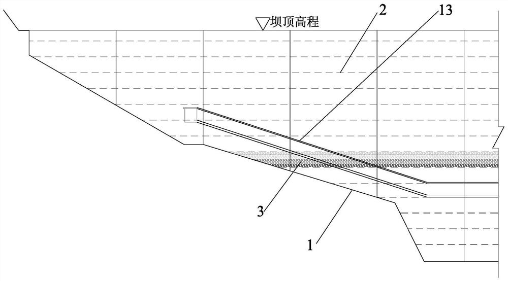 A kind of construction method of concrete in the climbing corridor part of roller compacted concrete dam