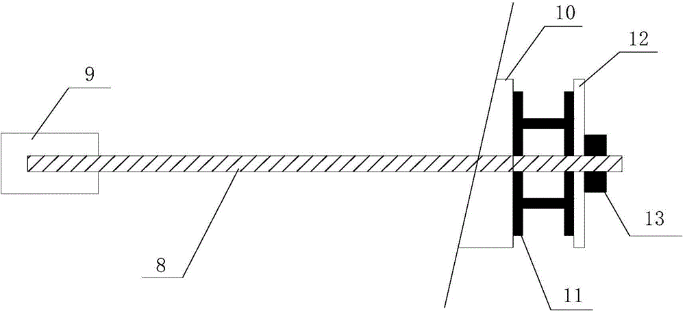 Landslide section tunnel reinforcing device and reinforcing construction method