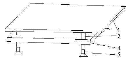 Device capable of realizing heat dissipation function and ventilating function for articles placed on ground of room with floor heater