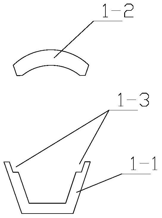 Anti-silting intercepting ditch assembly and intercepting ditch adopting same