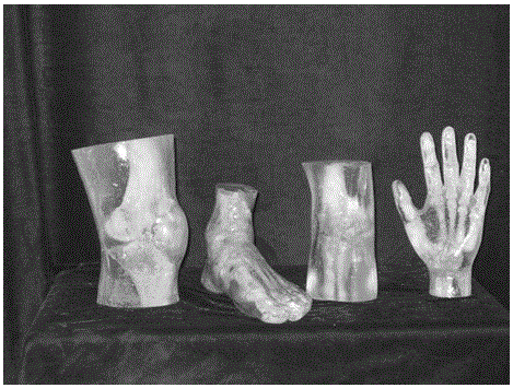 A method for manufacturing a simulated human skeleton based on radiation detection