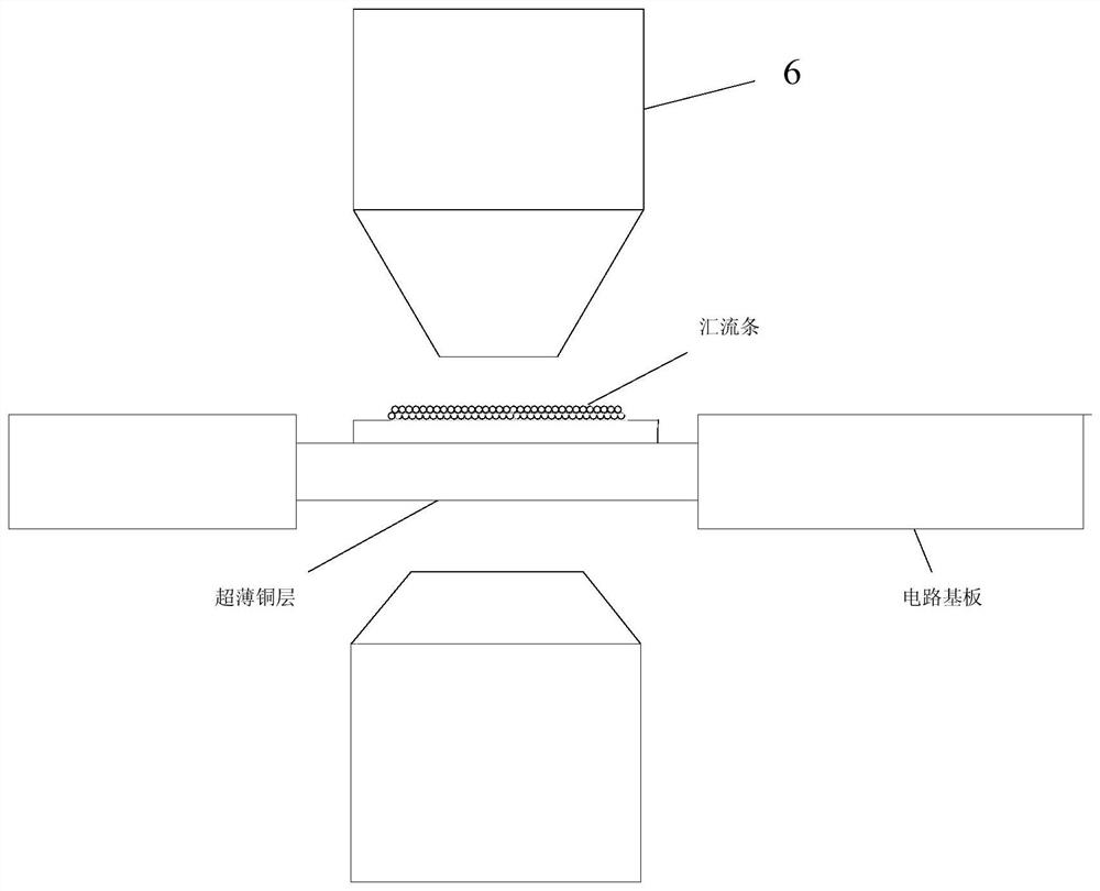 Resistance welding cantilever electrode tool and welding method for ultra-thin copper layer of large thin-walled structure