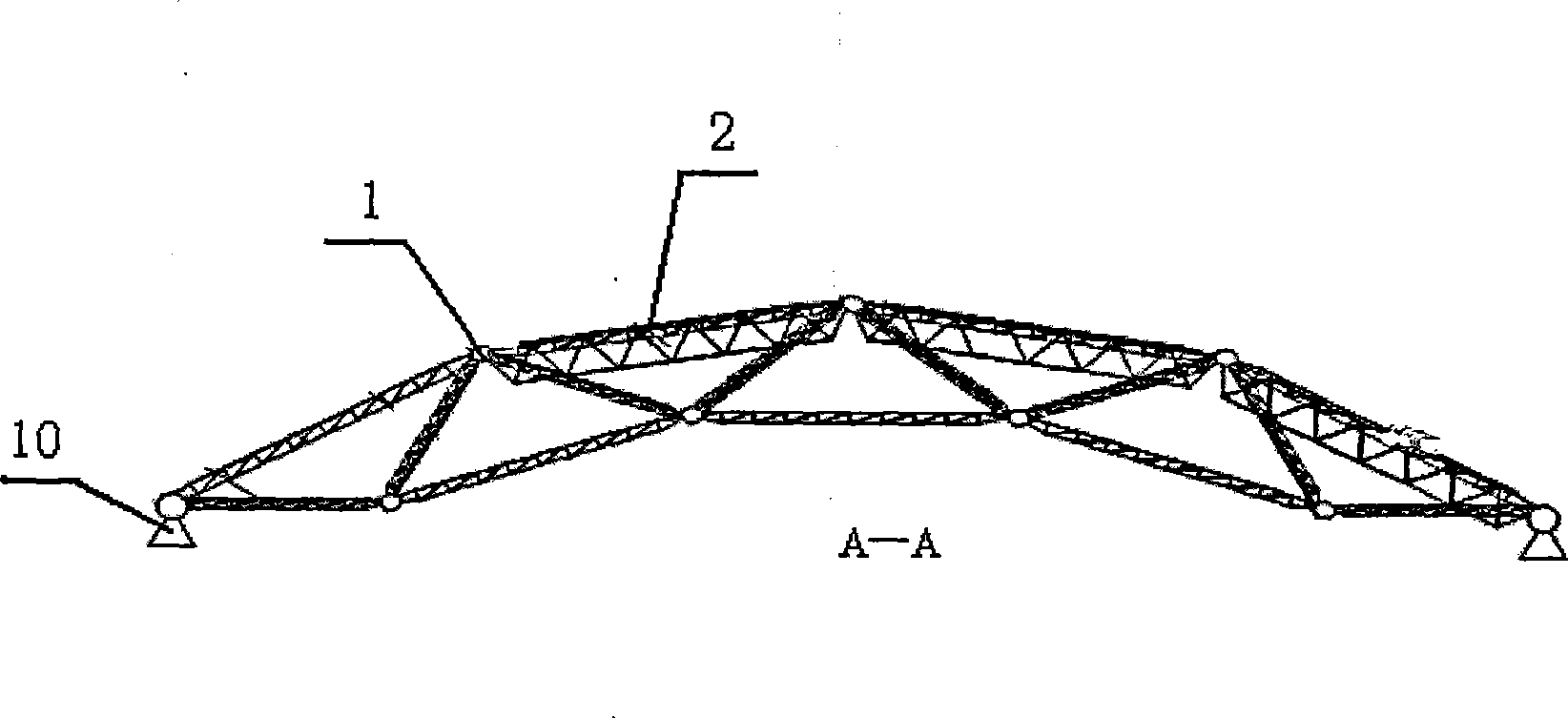 Ultra-large span cylindrical surface compound rods giant grid structure