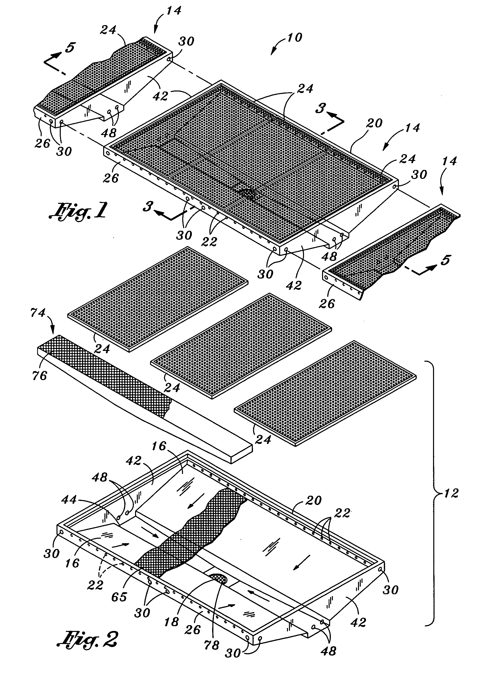 Self-cleaning flooring system