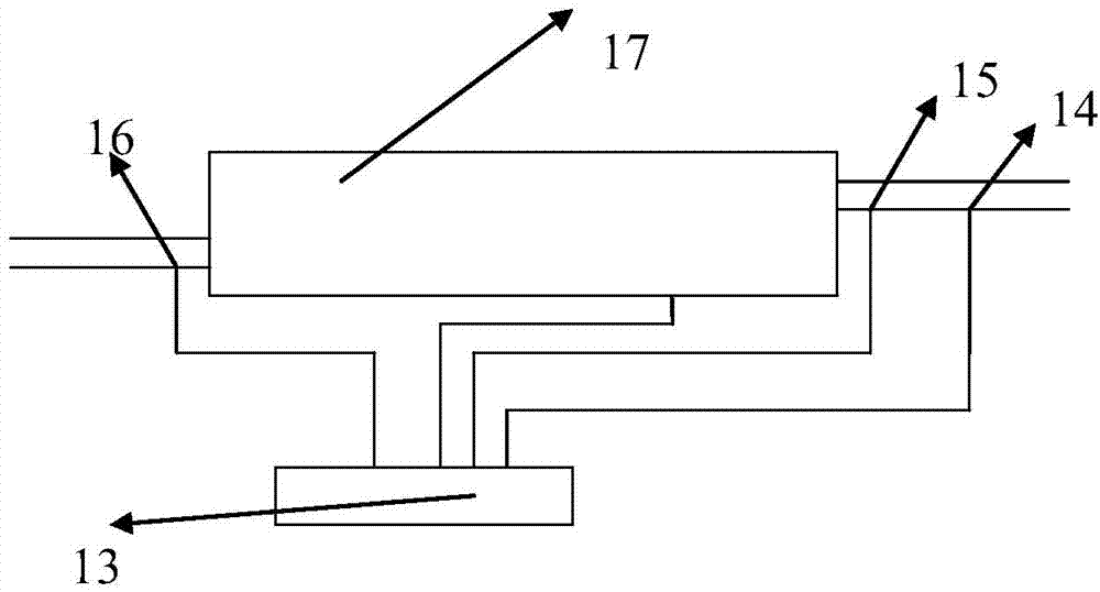 Arc-shaped closed-structure heat exchanger for descaling with sound waves