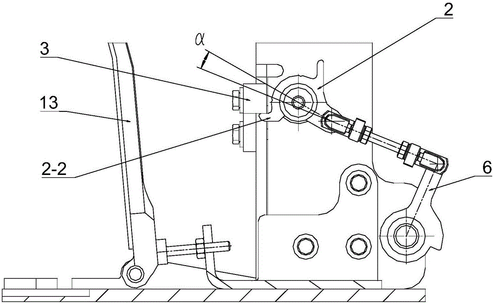 Isolation device of platform compensator for sliding plug door