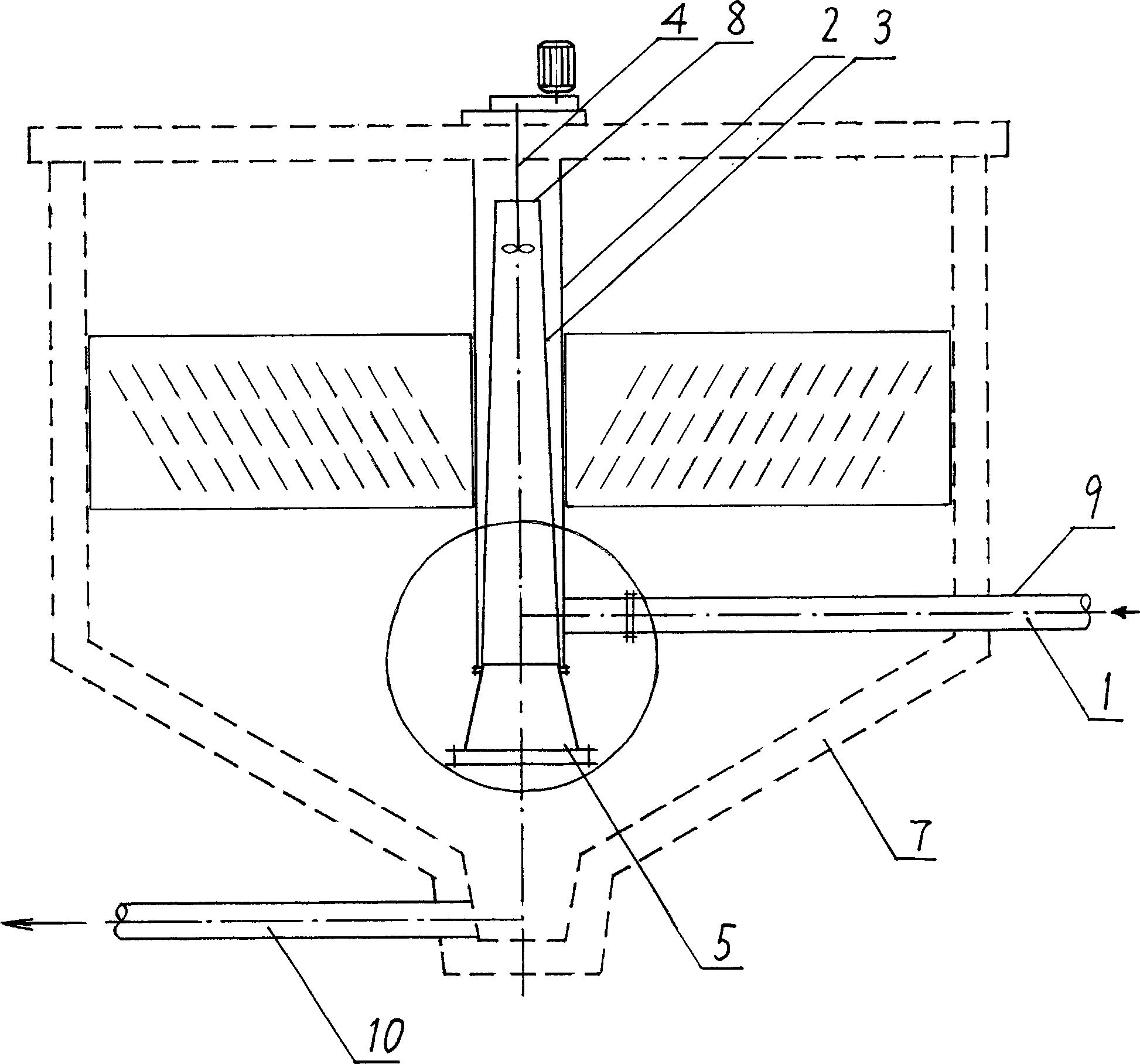 Sleeve type flow speed changing swirling flow composite reactor and high efficiency composite precipitation tank