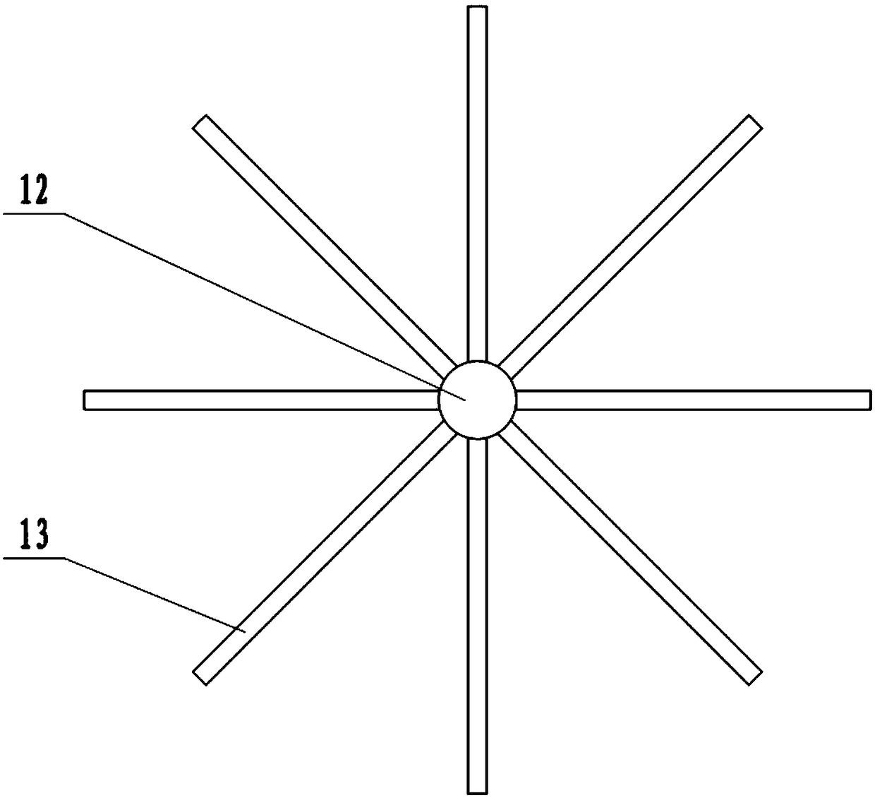 Communication tower with retractable antennas