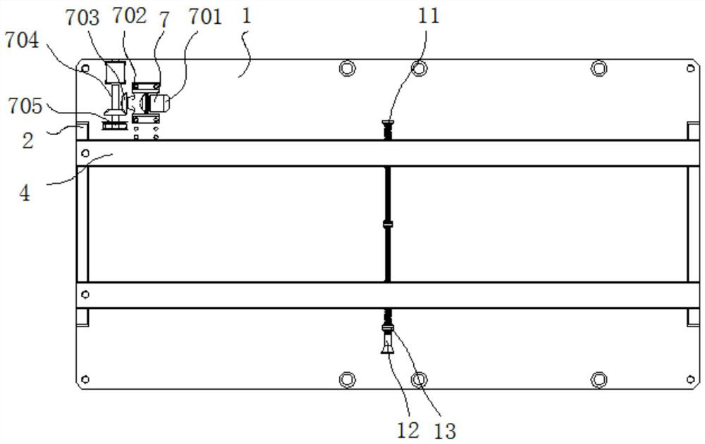 An alignment device with functions of anti-reversal and shunt delivery for patch production