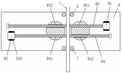 Bending equipment for vibration-absorbing power transmission cable and method for bending the cable