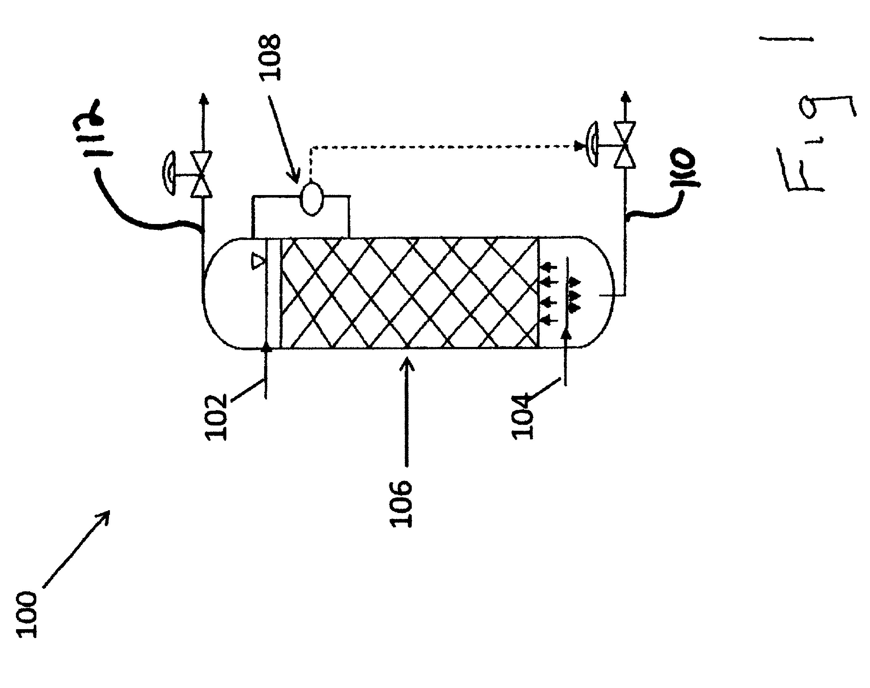 Reactor, a retained catalyst structure, and a method for improving decomposition of polysulfides and removal of hydrogen sulfide in liquid sulfur