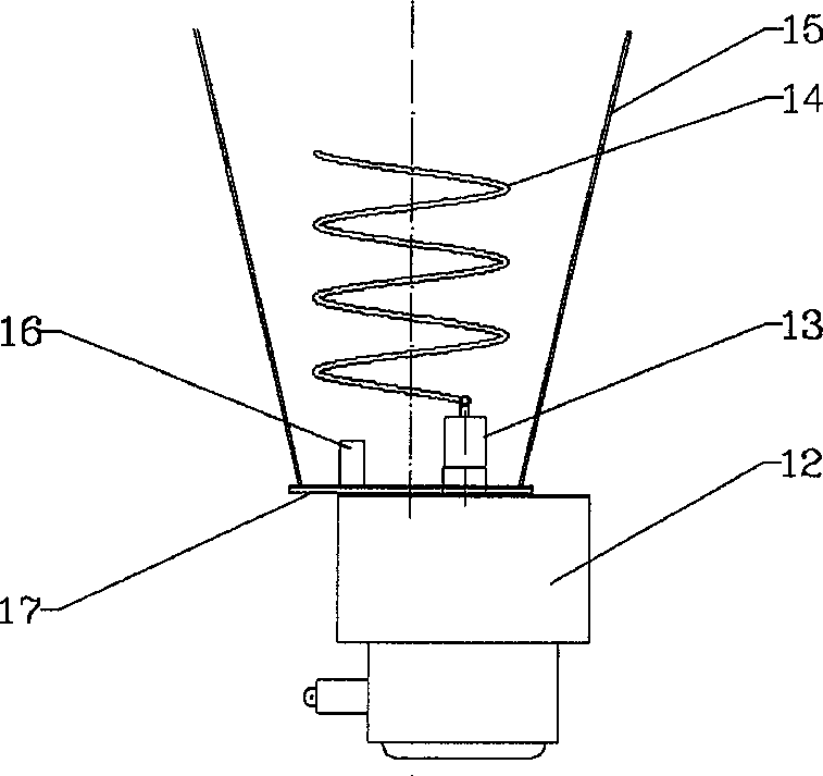 Spiral trumpet shaped microwave energy reclaiming antenna and array microwave heating apparatus thereof