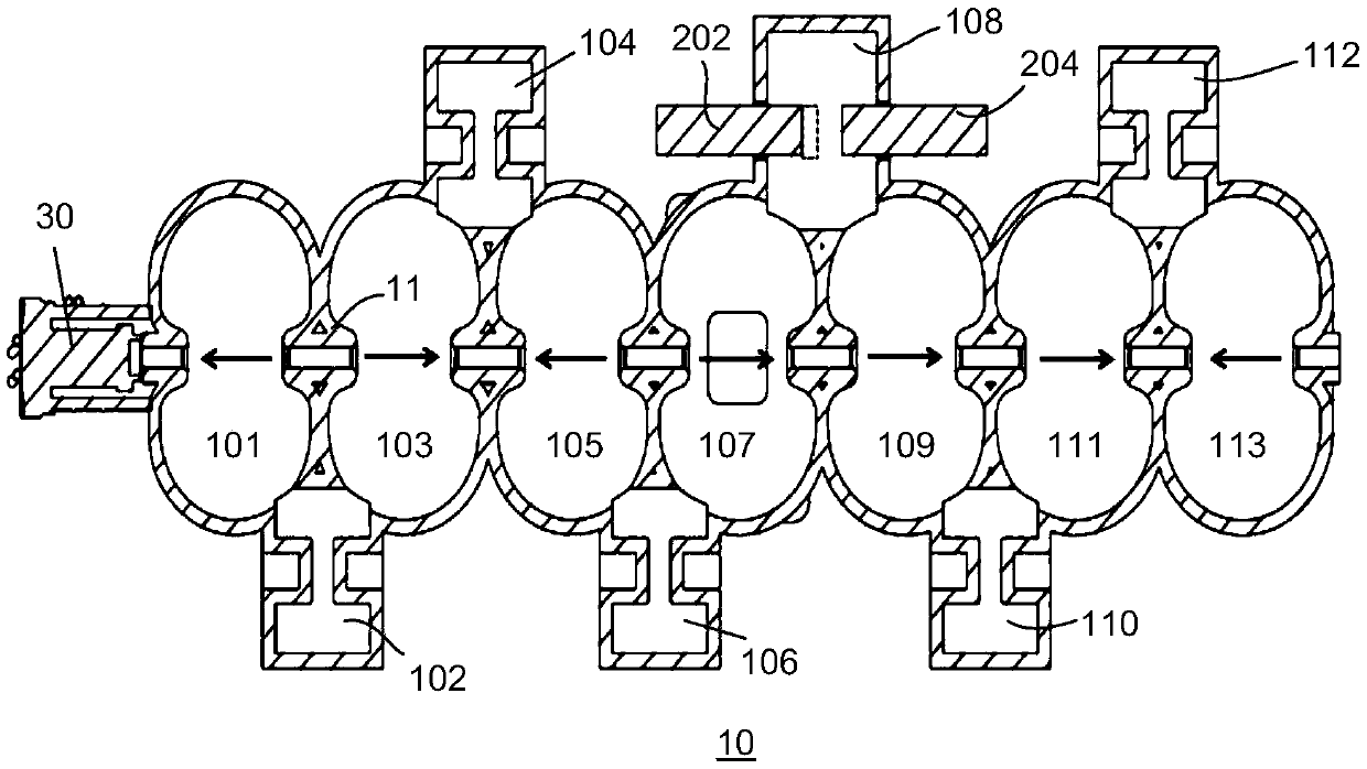 Accelerating tube, method for accelerating charged particles, and medical linear accelerator