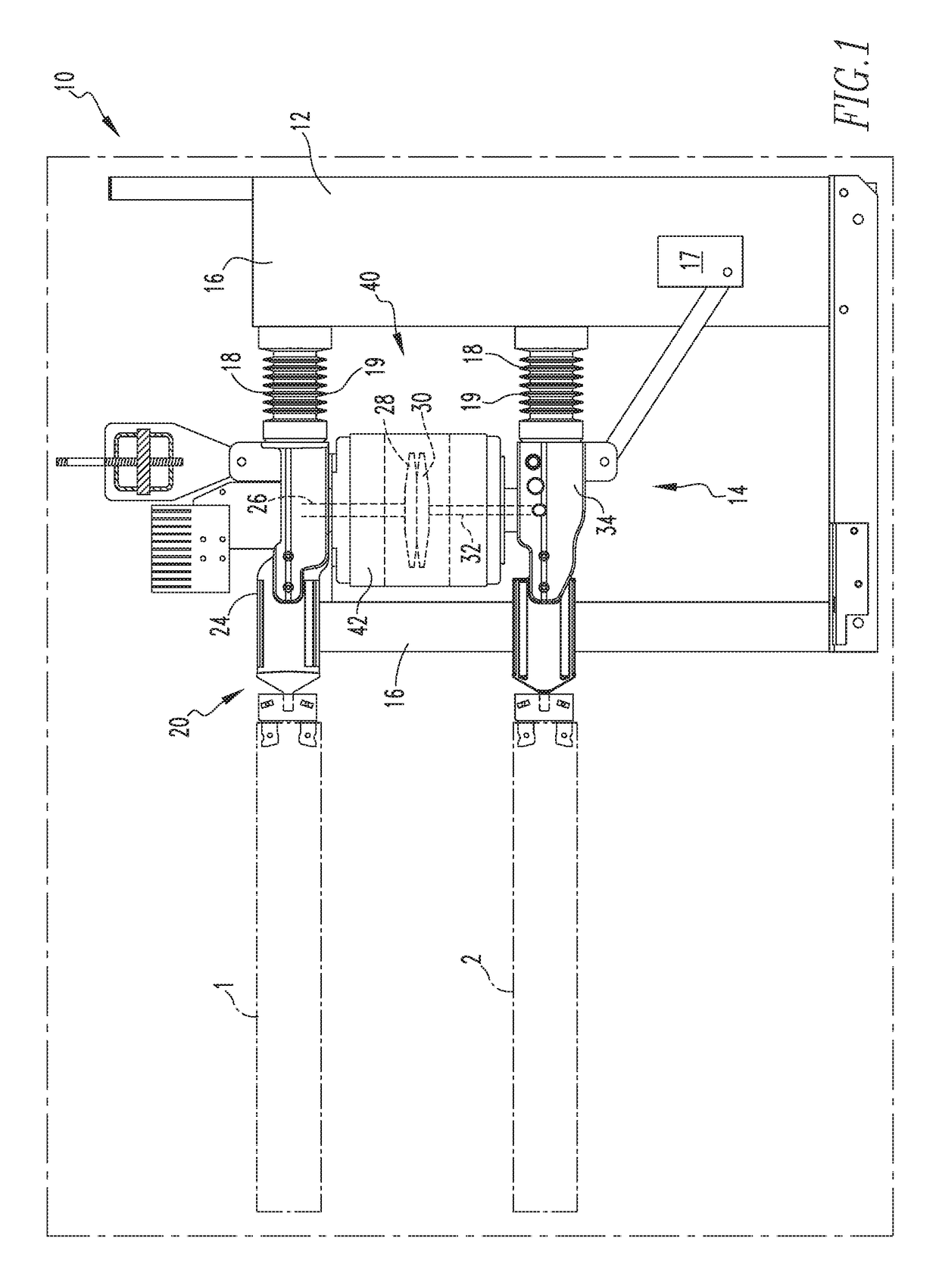 Medium voltage breaker conductor with an electrically efficient contour