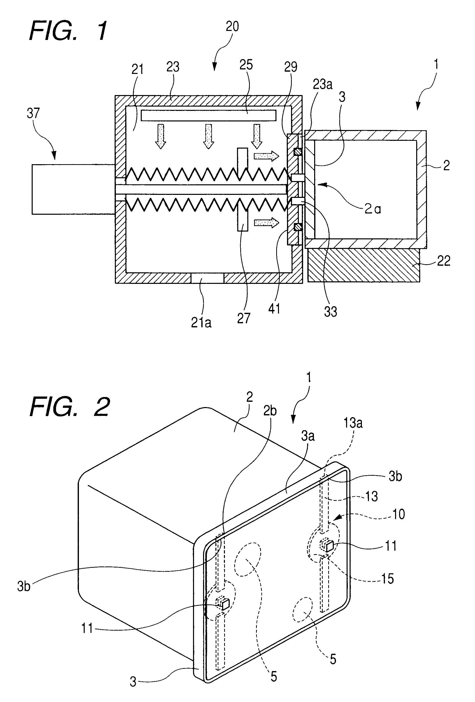 Apparatus and method for opening/closing lid of closed container, gas replacement apparatus using same, and load port apparatus