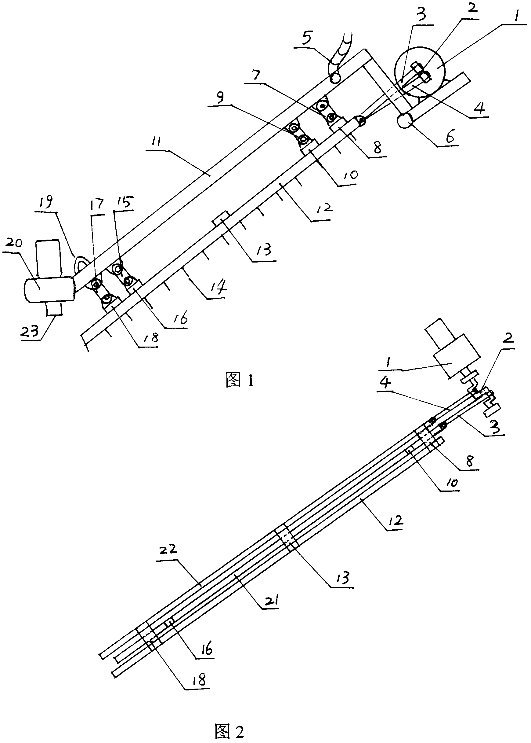 Grooving machine with three saw rods