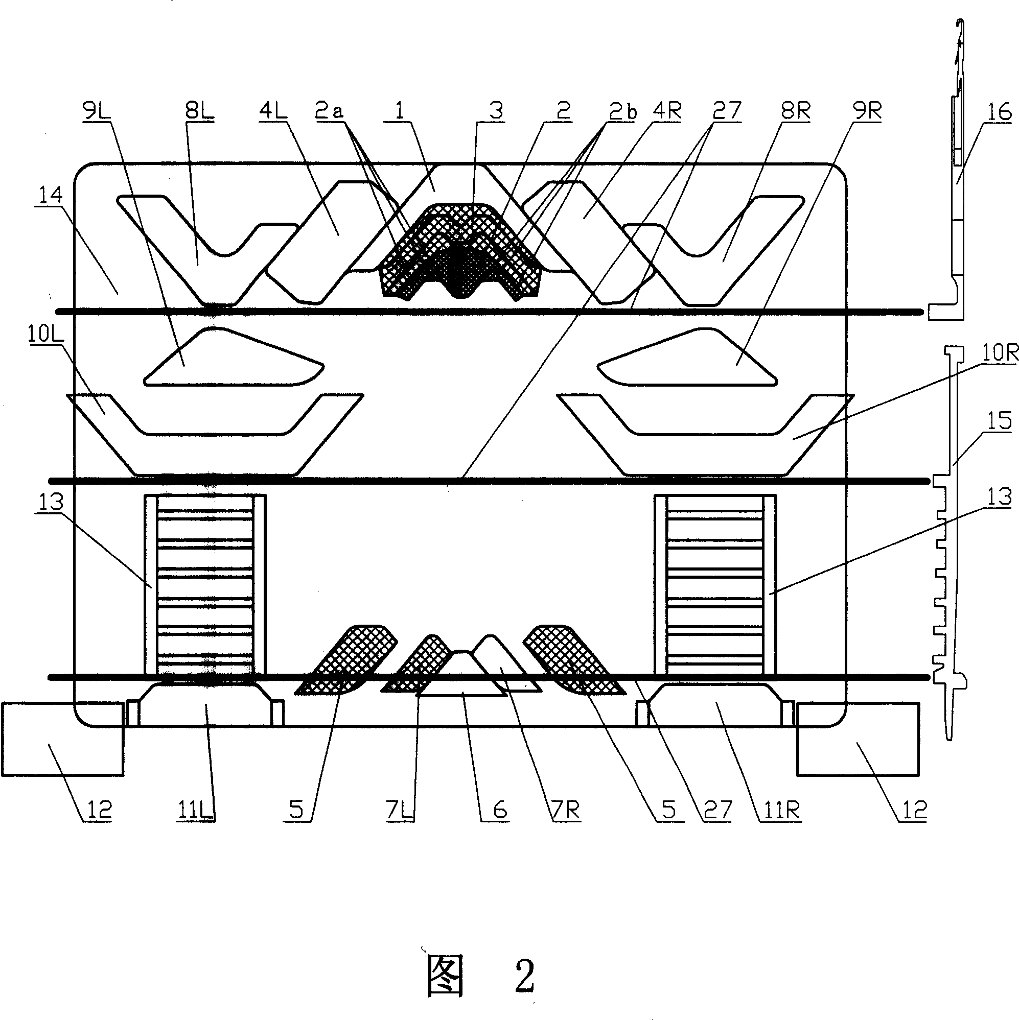 Triangular mechanism for computer flat knitting machine plain flat knitter