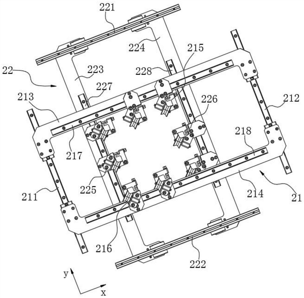 Auxiliary traction moving device and reinforcement cage processing robot