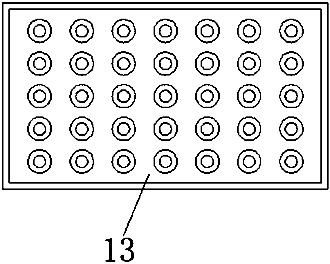 Paint spraying device convenient to use for automobile production