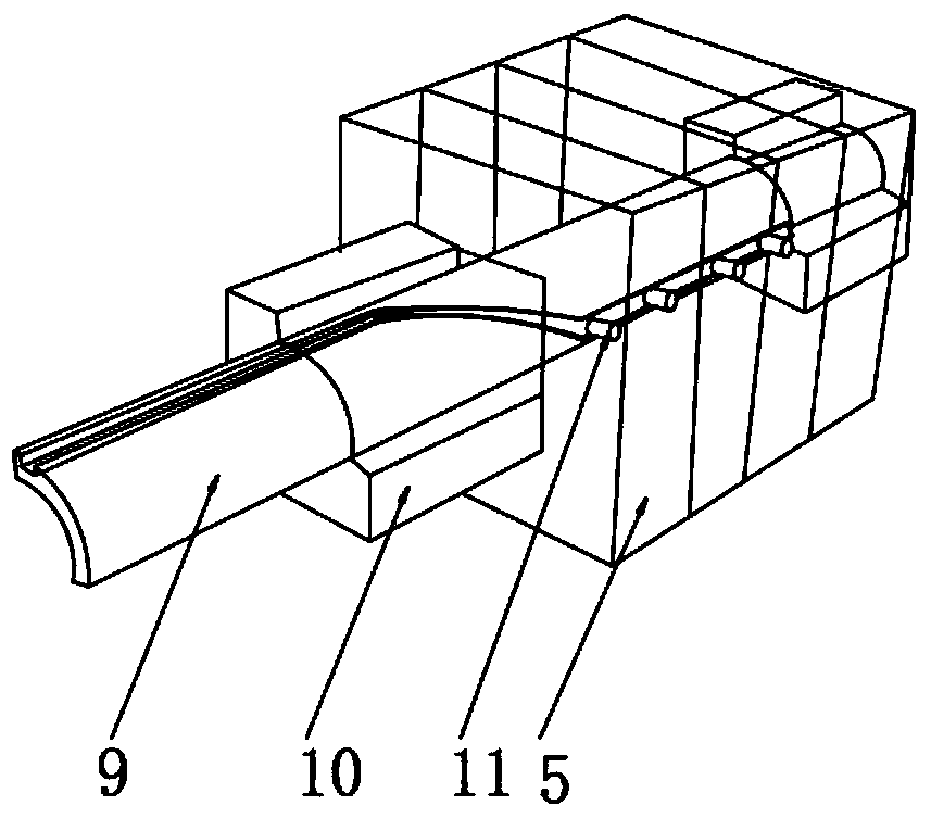 Tobacco production device achieving uniform shredding