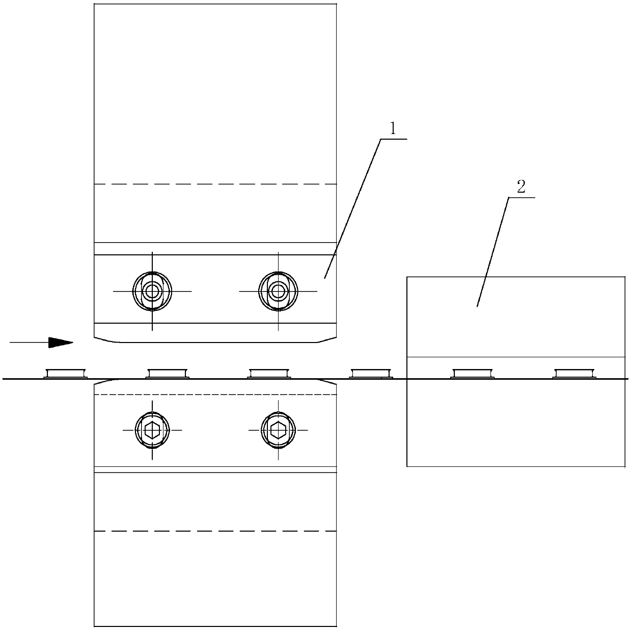 High-quality fin plate longitudinally-cutting mechanism