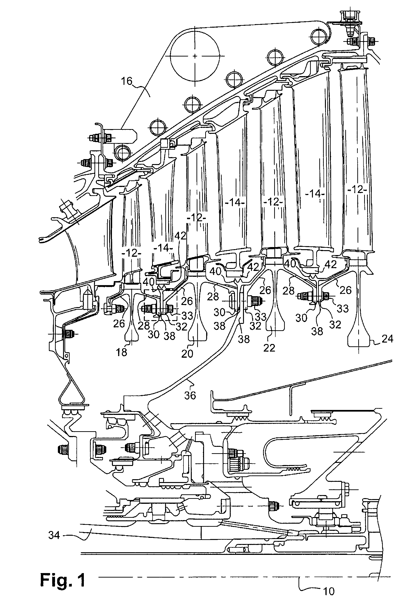 Annular flange for fastening a rotor or stator element in a turbomachine