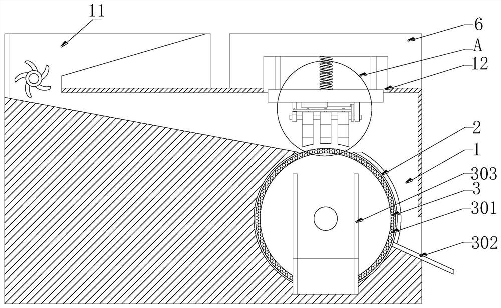 Chopping device having splash-proof function for production manufacturing of chili sauce