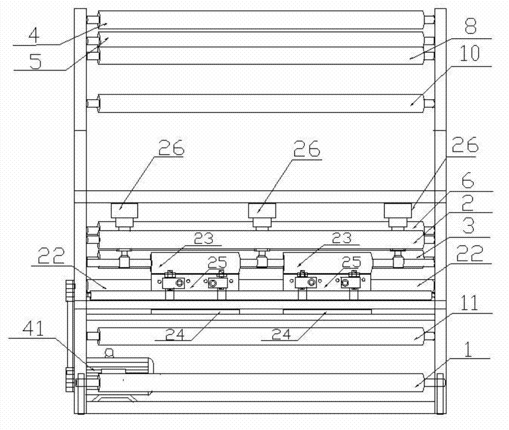 Flue-cured tobacco mulching film row spacing marking device