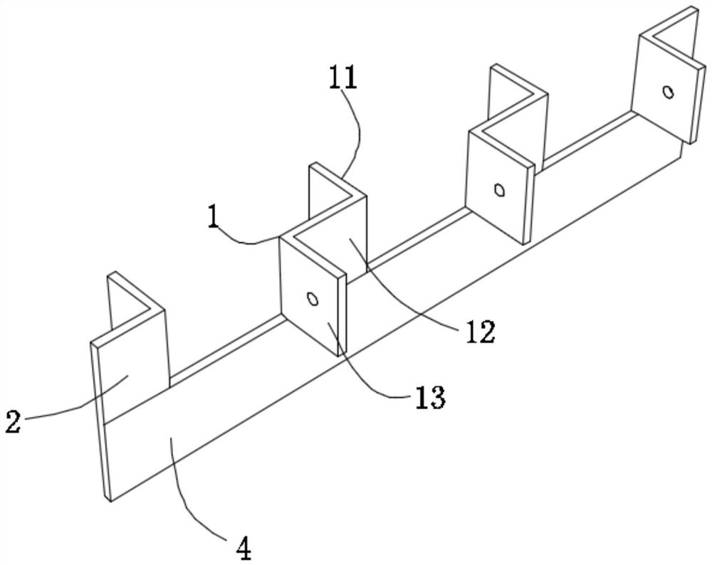 Continuous trepanning type steel folded plate connecting device and manufacturing method