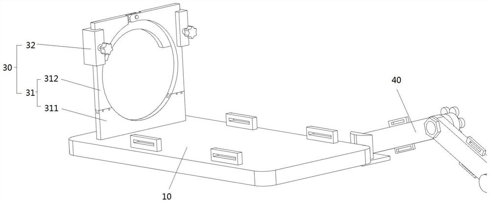 Animal fixing device