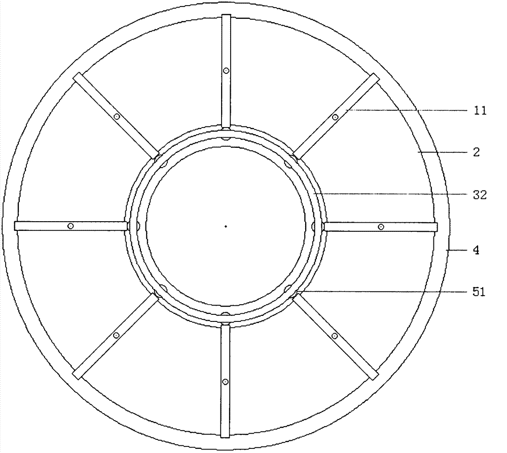 Non-pneumatic tire with built-in round pipe ring and hoop