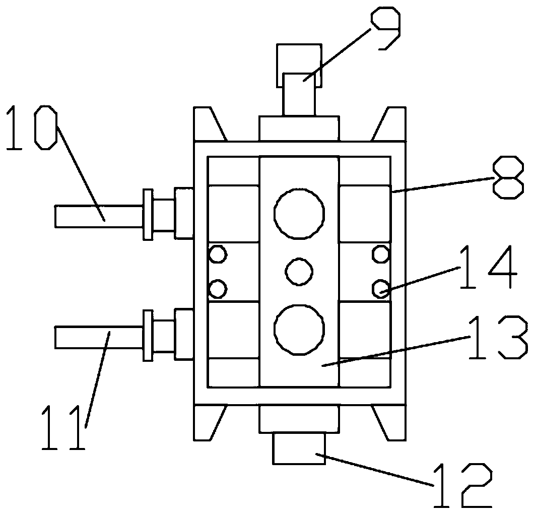 Automatic lubricating oil injection device