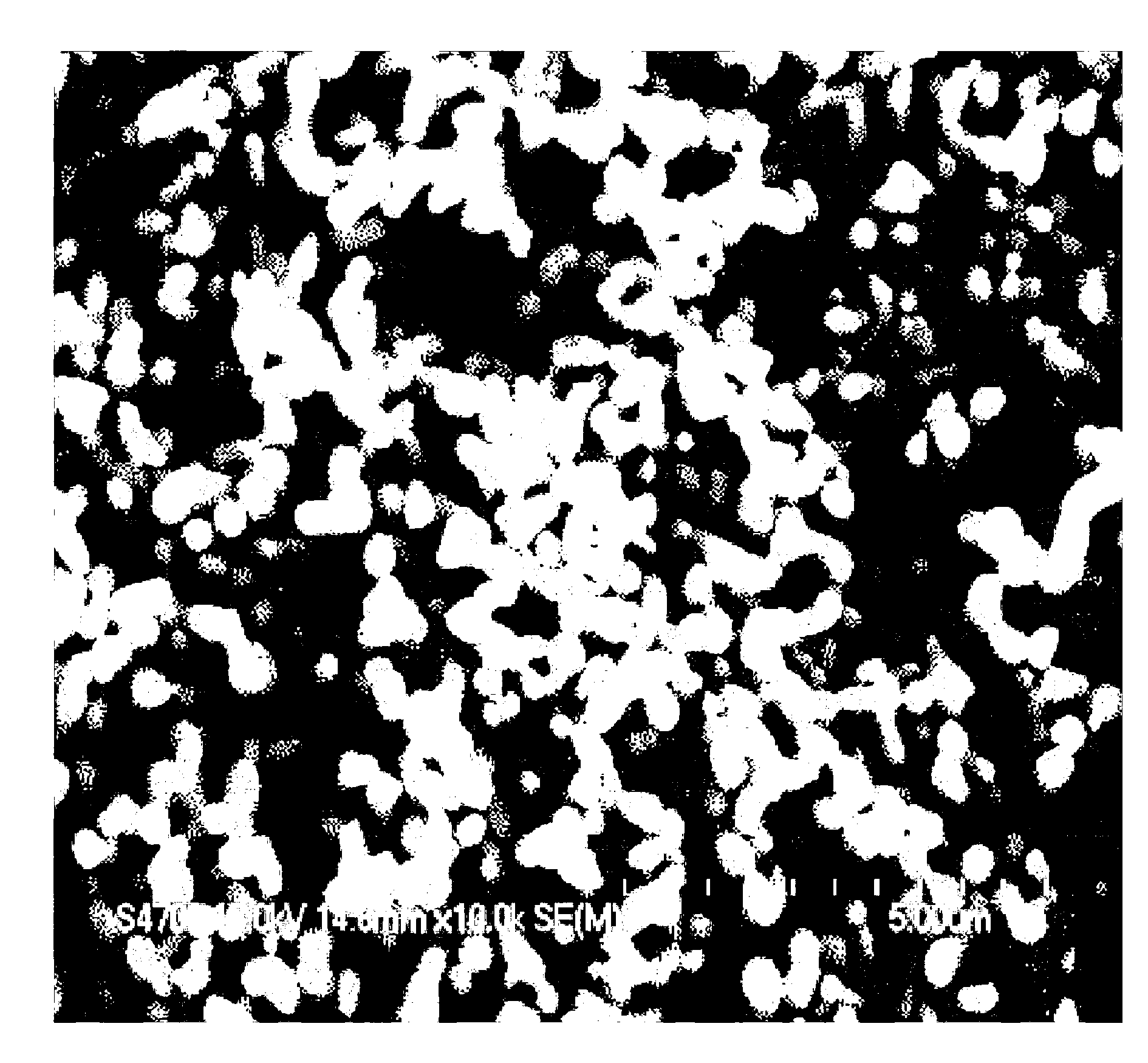 Method for preparing lithium iron phosphate in batch-type high-vacuum dynamic sintering mode