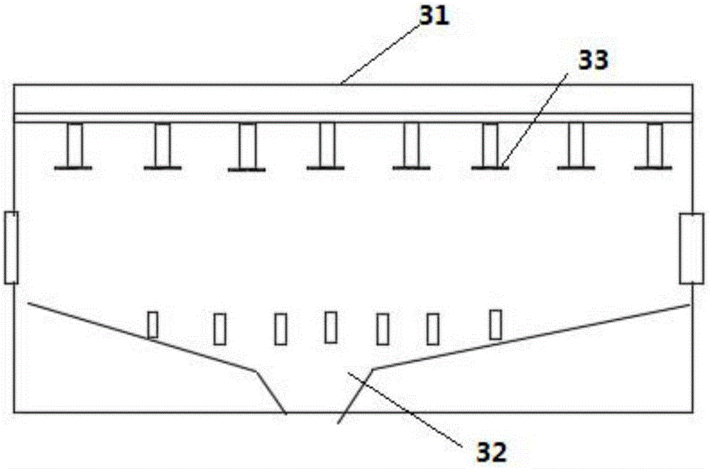 Automatic paint spraying device for bearing