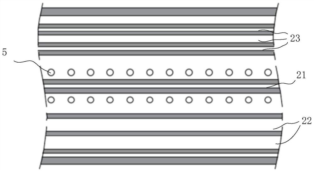 Easy-to-bend flexible transmission line