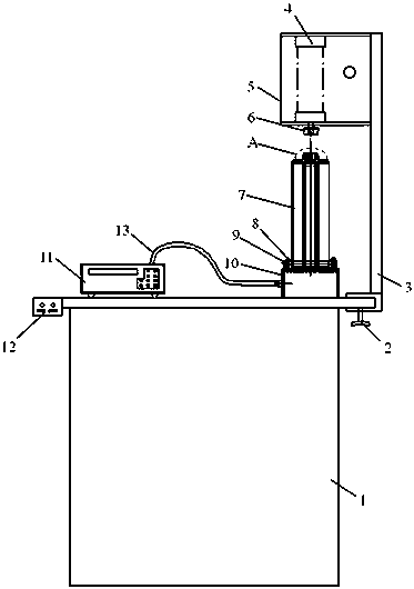 Device for measuring filtering efficiency of filter element