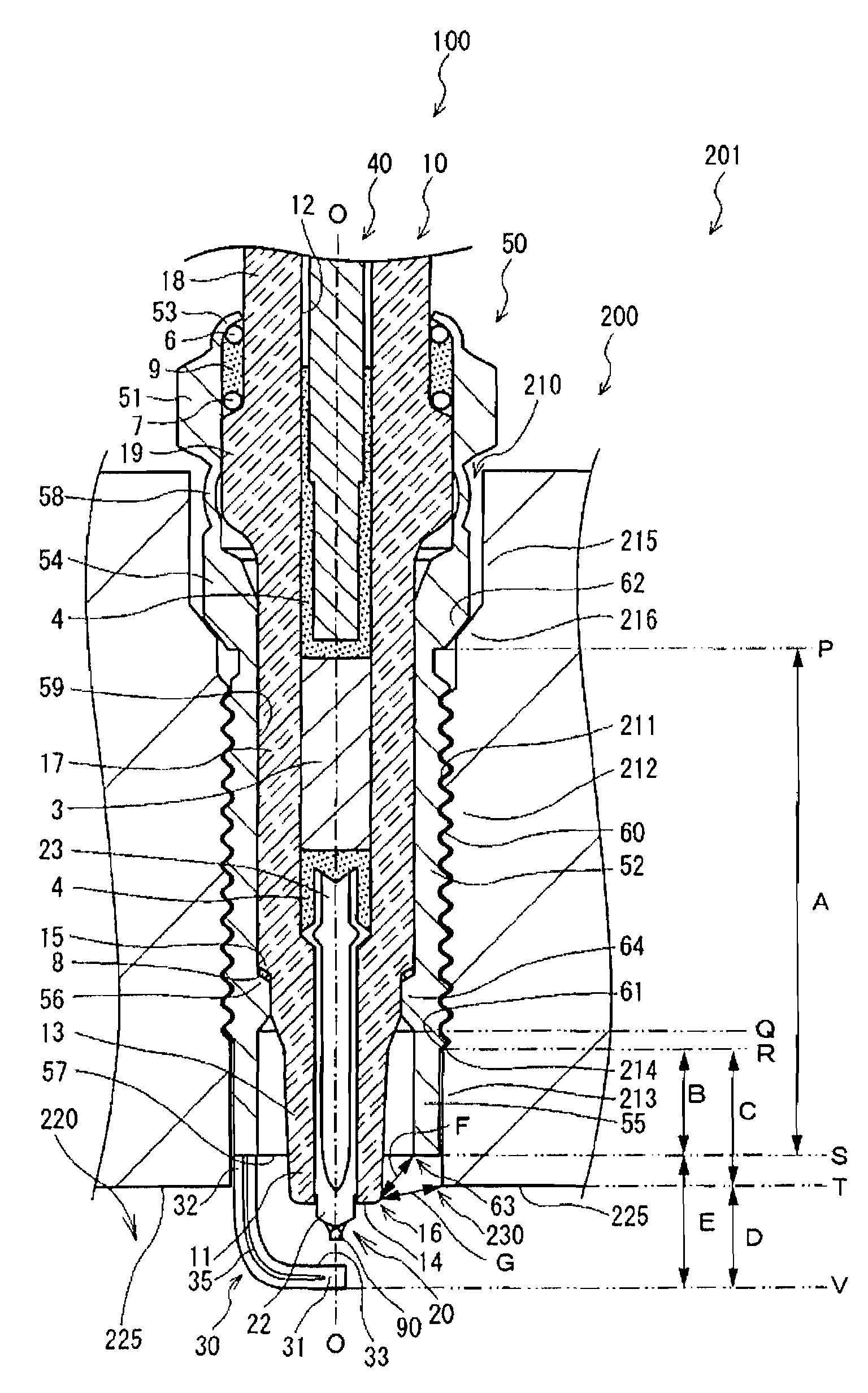 Spark plug and internal combustion engine in which the spark plug is disposed