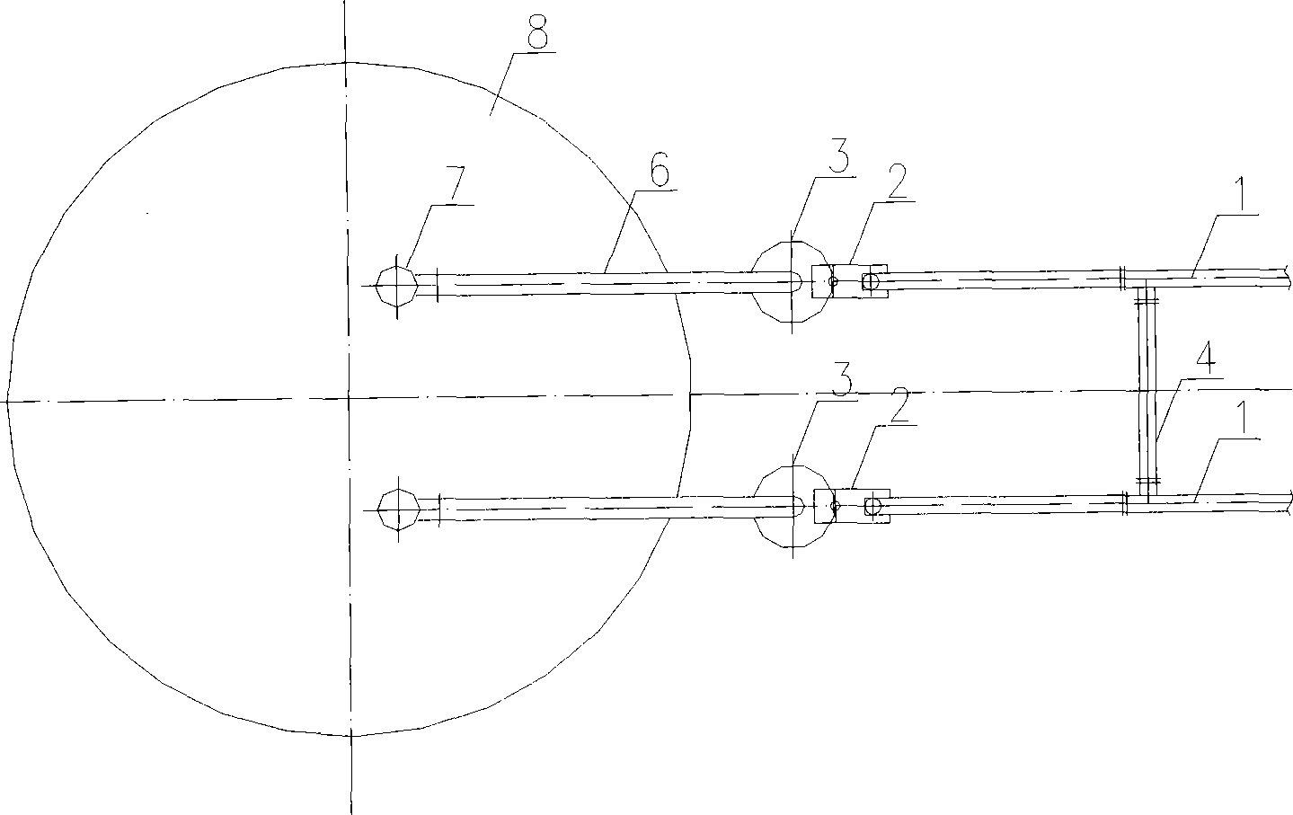 Returned alumina conveying distribution structure