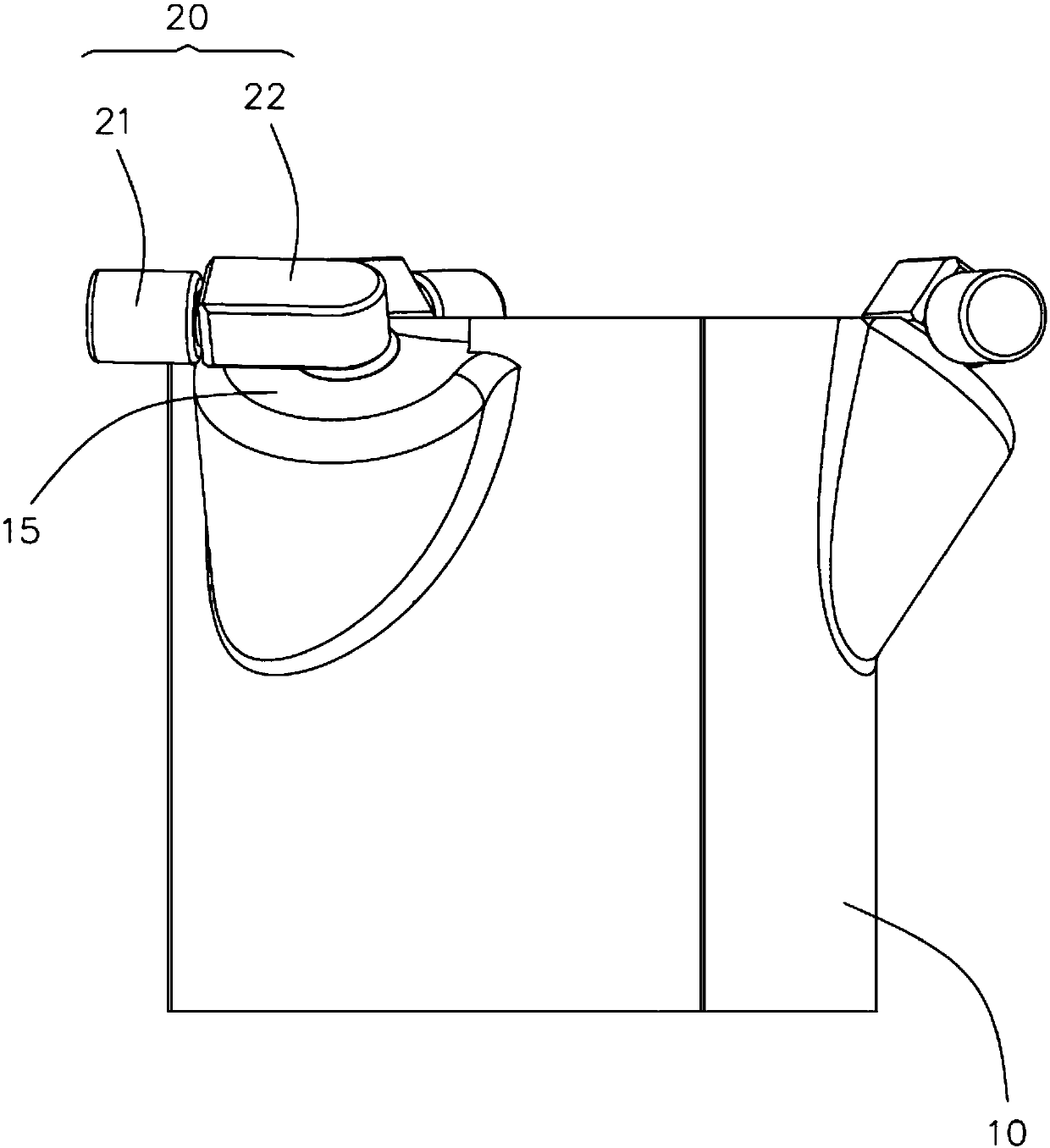 Three-dimensional inclined tooth roll crusher