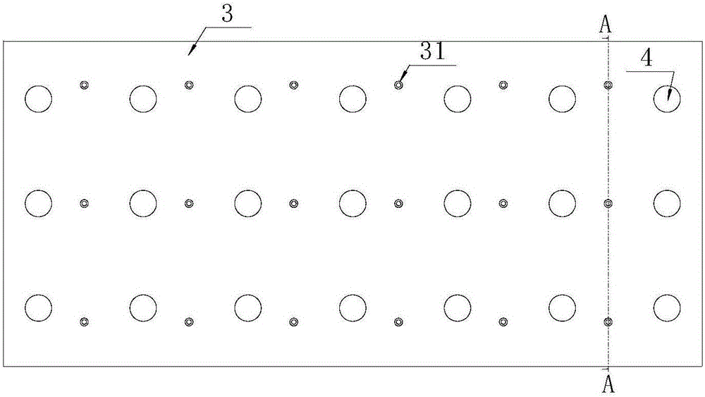 Rapid clamping method and device suitable for discrete multi-station production mode