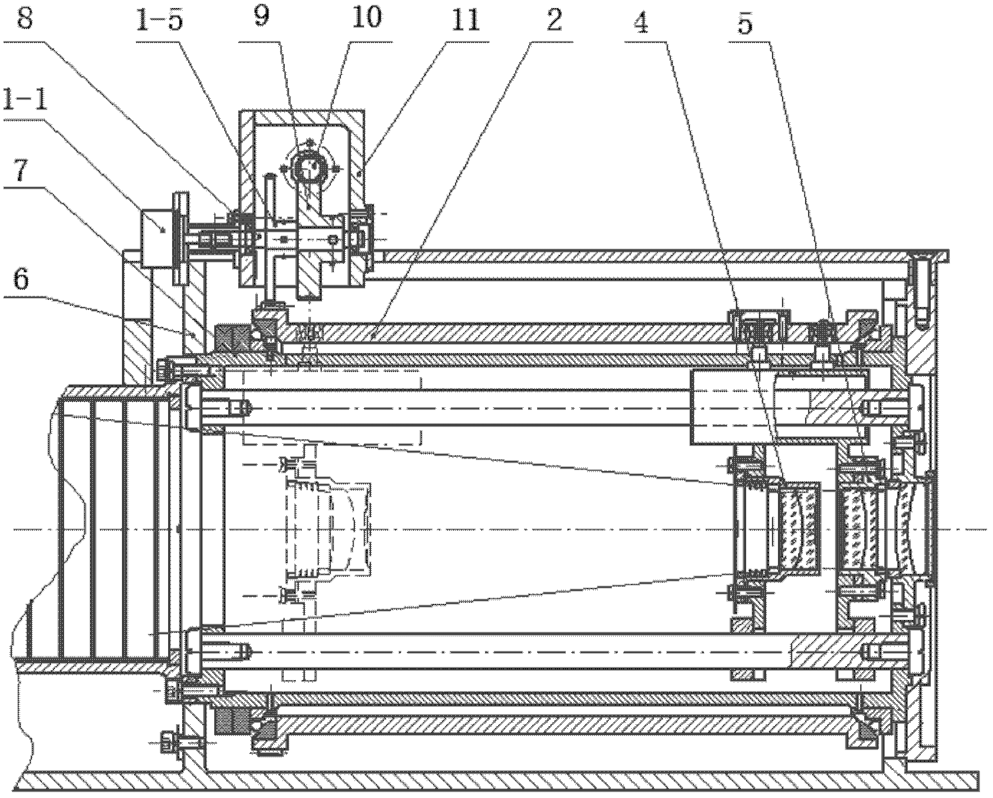 Zooming transmission system with self-locking performance for zoom lens