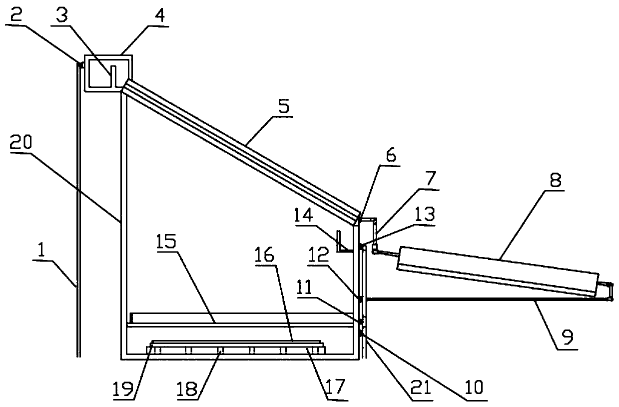 Solar distillation device with interface heating function