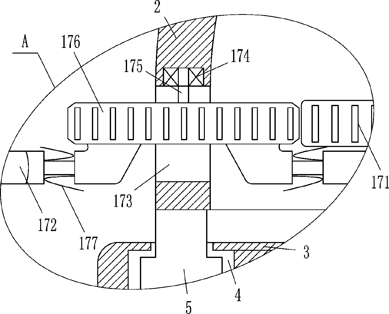 Lawn trimmer preventing cutter breaking